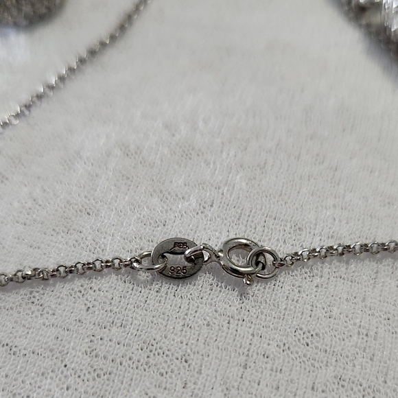 Silver necklace with Swarovski  stone - Picture 5 of 6